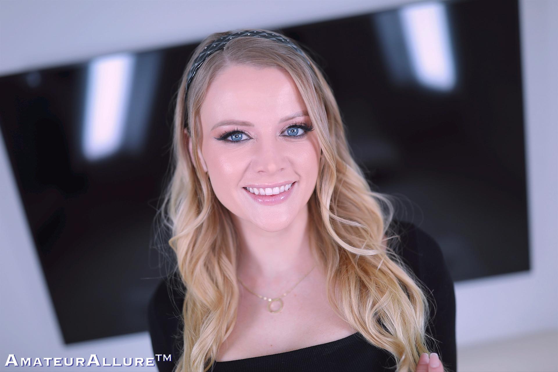 Paris White is Back at Amateur Allure to Give Head, Fuck and Swallow