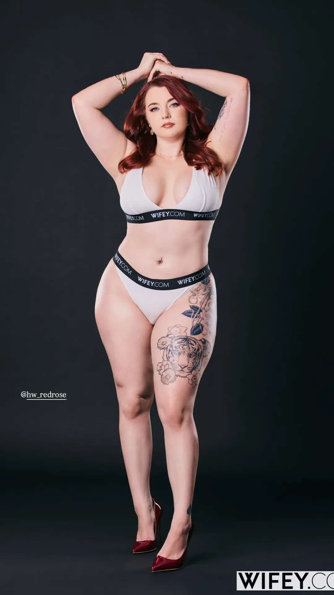 Photo HD Hotwife Red Rose - 2