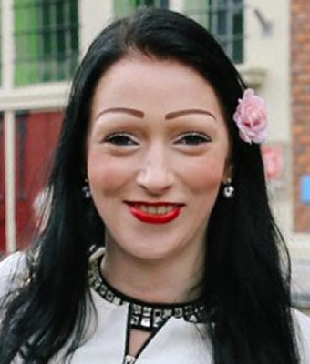 Photo HD Larissa White - 2