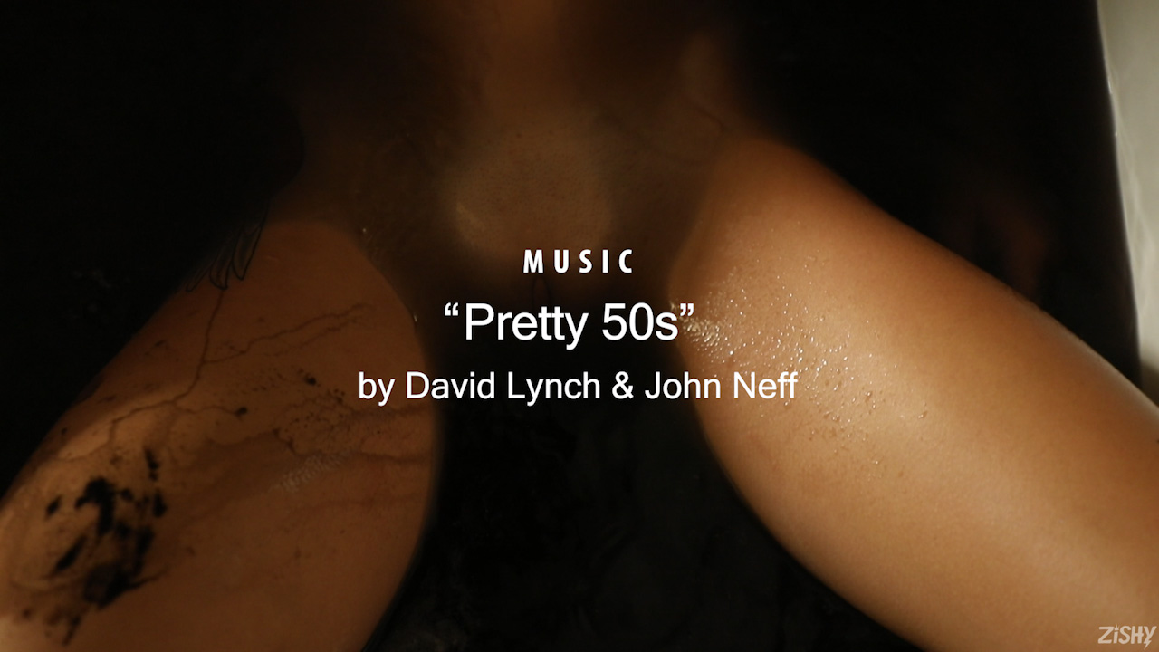 Gabbie Carter Untitled (Dark Theme)