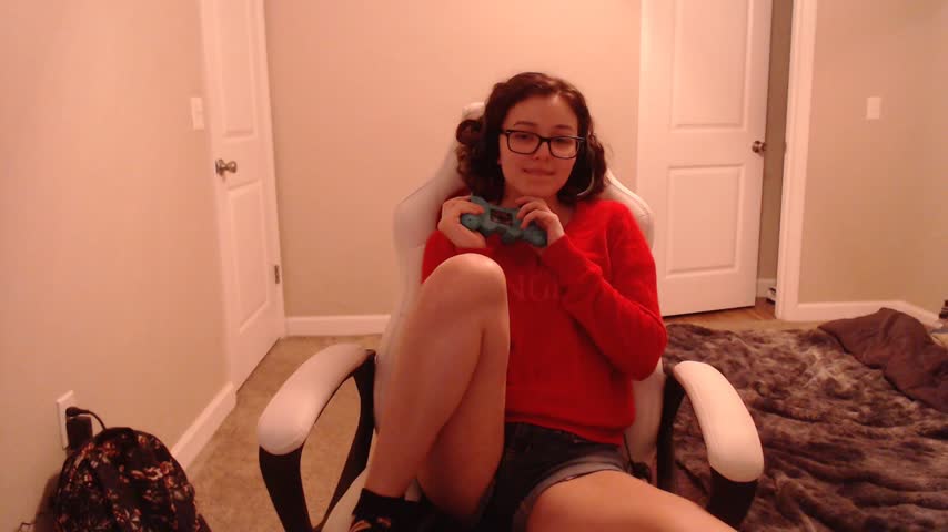 Cute Gamer Girl Loses