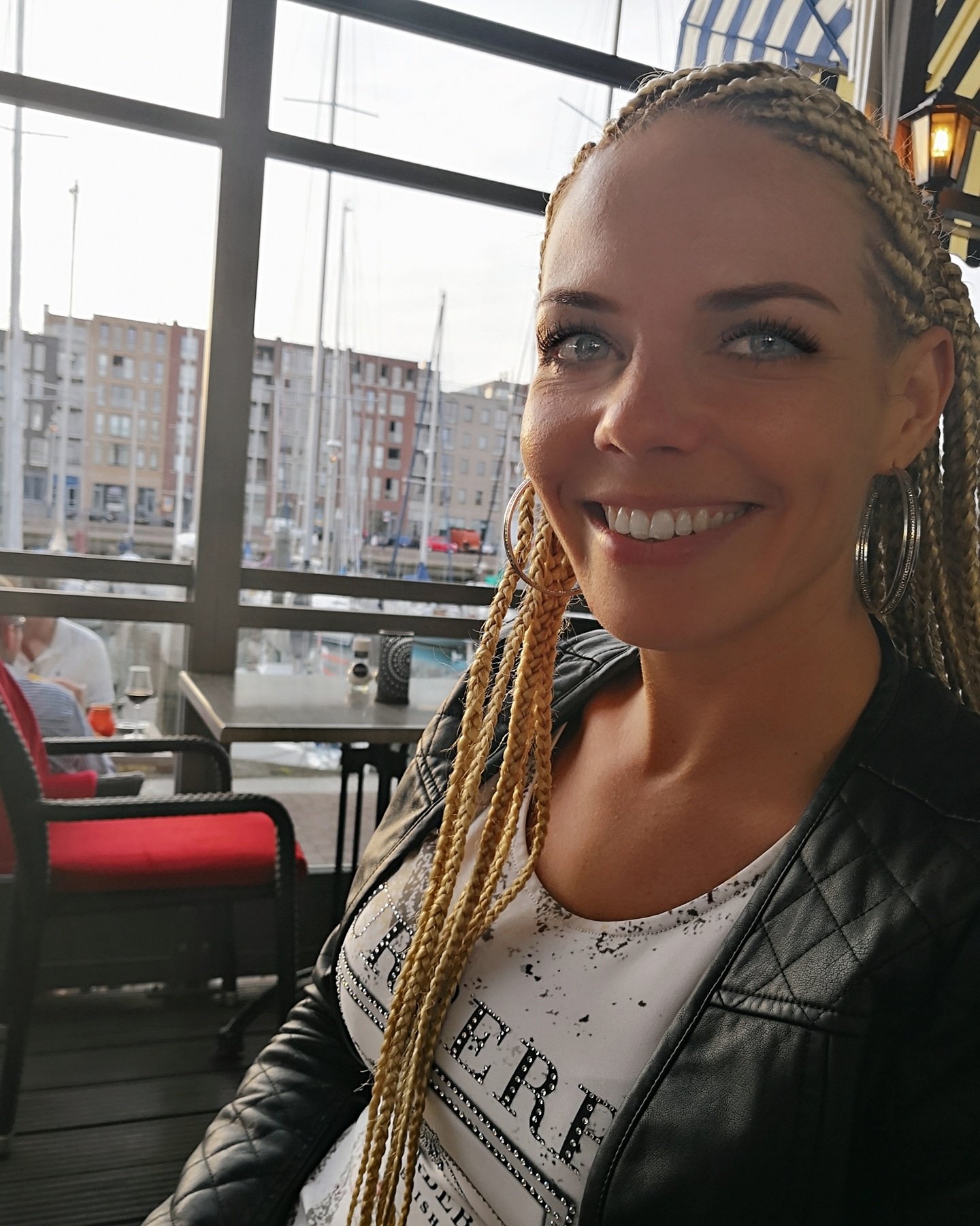 Photo HD Chelsea de Best - 1