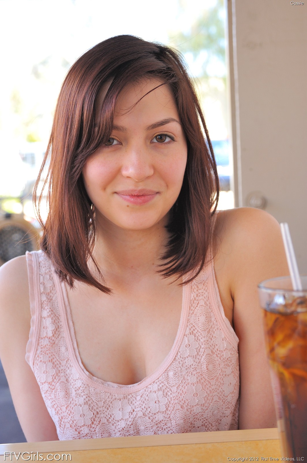 Photo HD Cassie Laine - 9