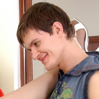 Felix A Pantyhose Screen