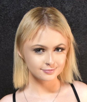 Photo HD Carrie Sage - 4