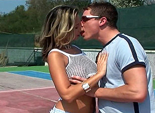 Natural Knockers #07