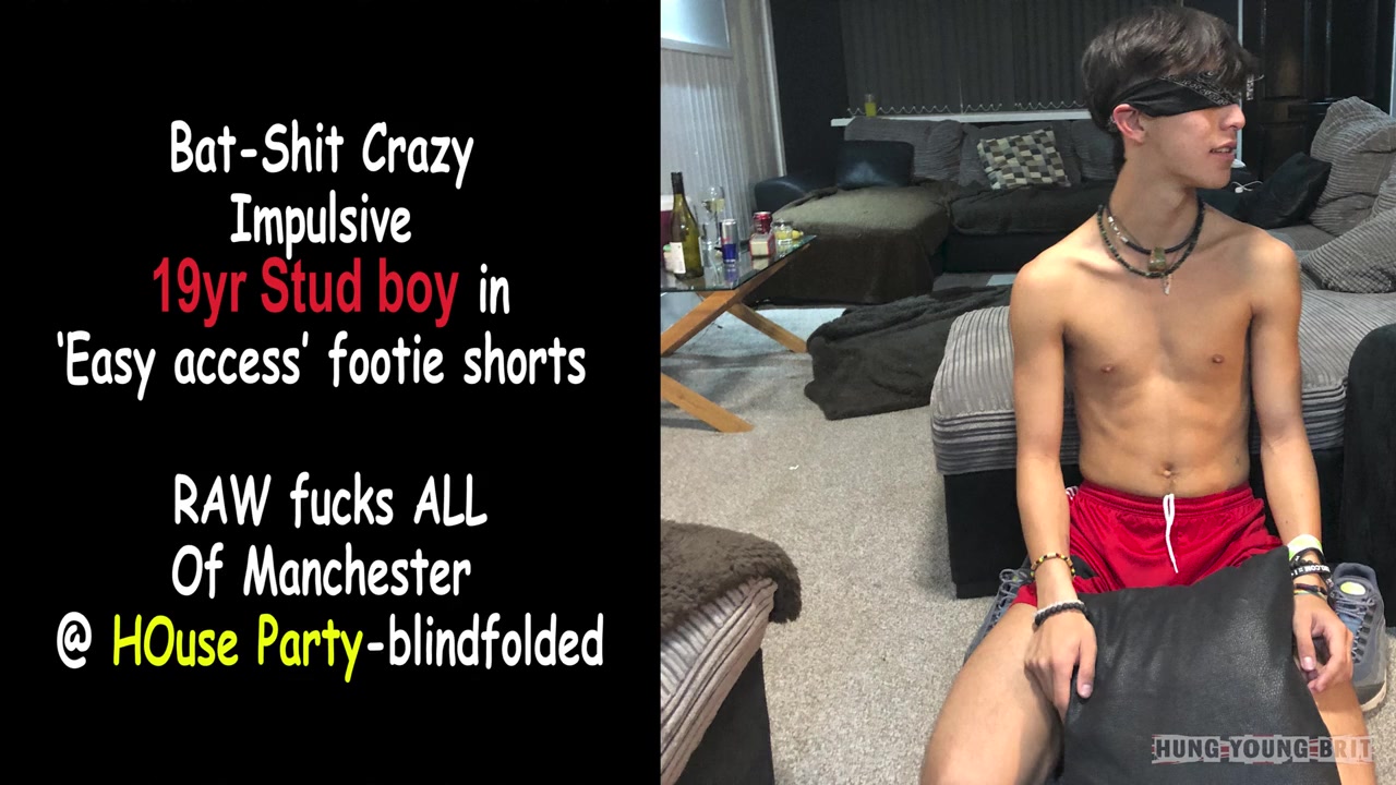 impulsive Blindfolded horny 19yr 🇺🇸 offered out to 12+Guys @ BB open 🚪 110%