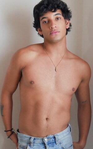 Camilo Caba Gorge profonde