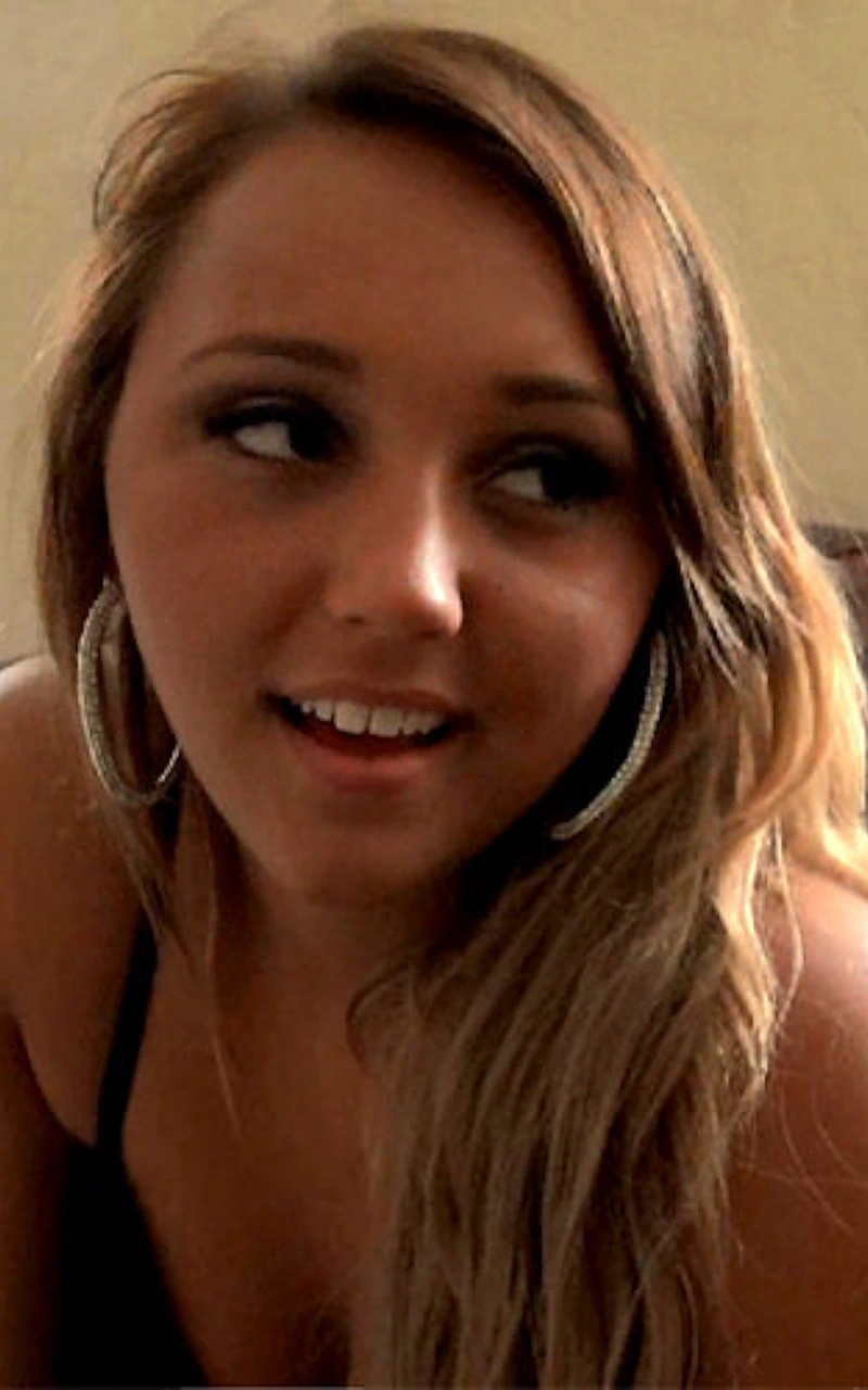 Lexi Skye Street BlowJobs