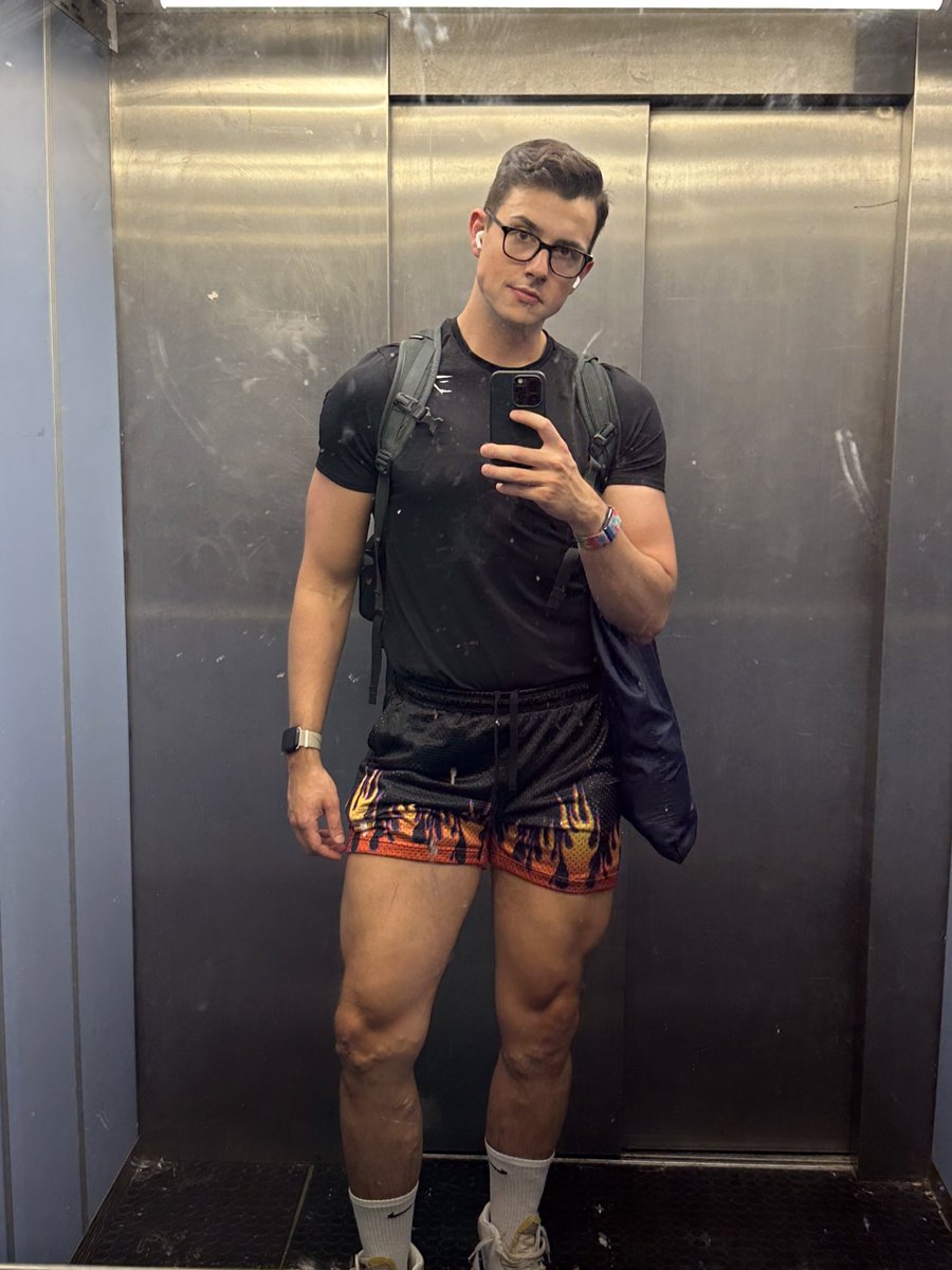 Dylan Fabas Plan à trois