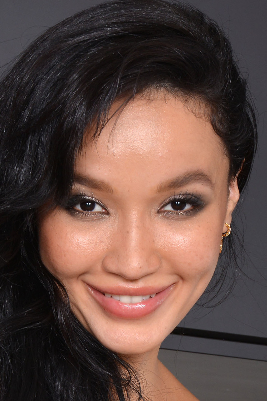 Photo HD Asia Vargas - 3