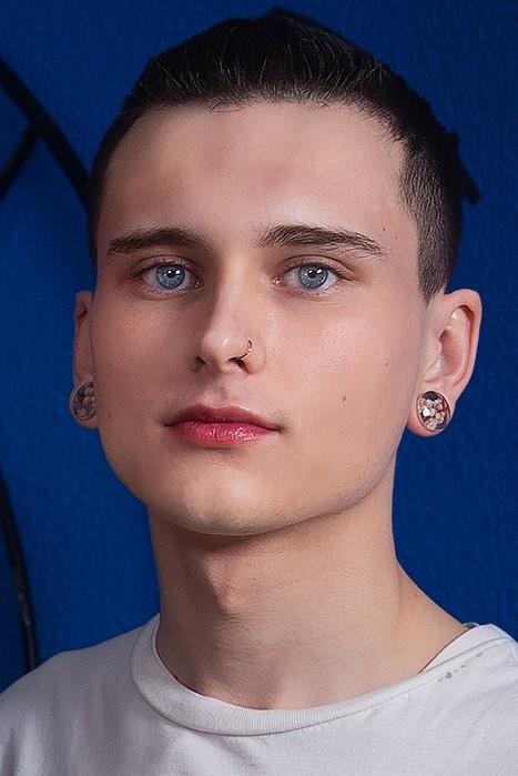 Easton Gray Anulingus