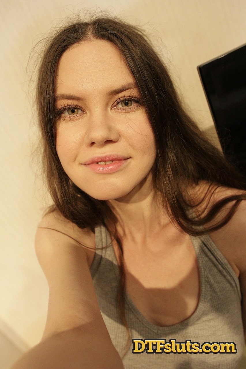 Photo HD Tina Grey - 3