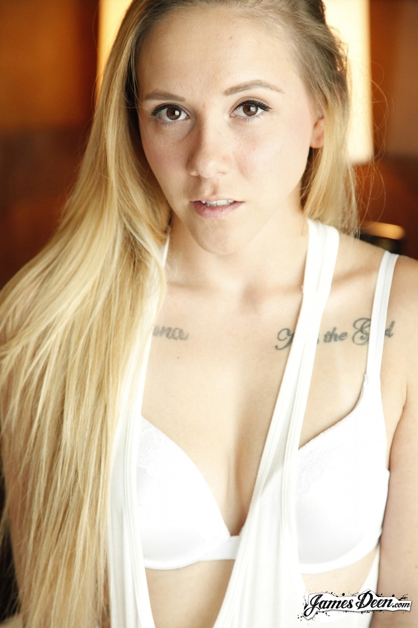 Photo HD Hollie Mack - 5