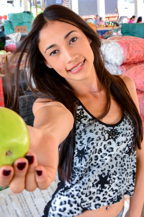 Juanita Gomez Facial