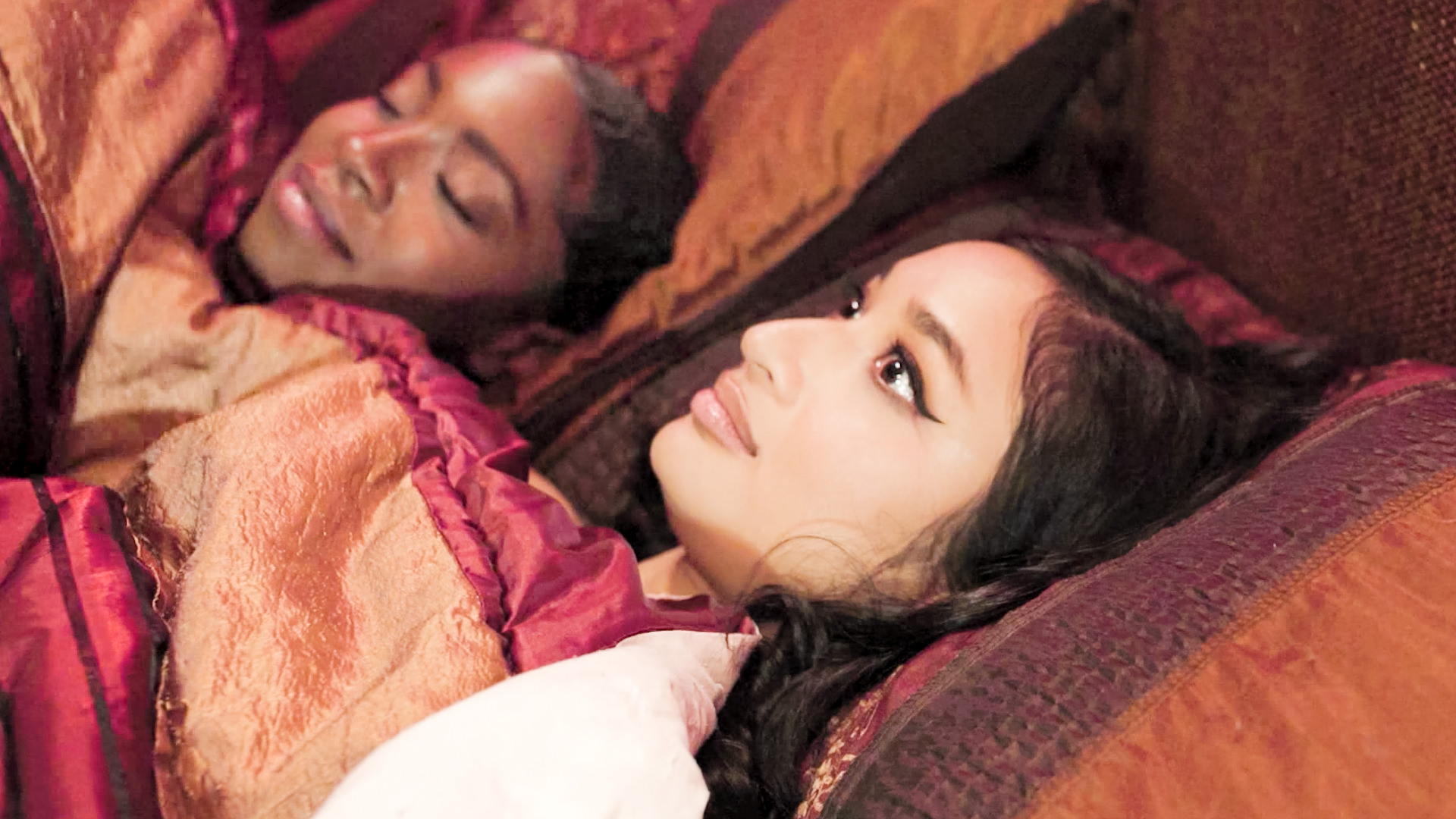 Bedding And Entering