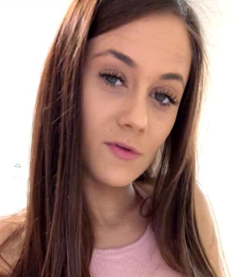 Photo HD Sadie Baker - 1