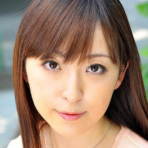 Rina Yuzuki Facial
