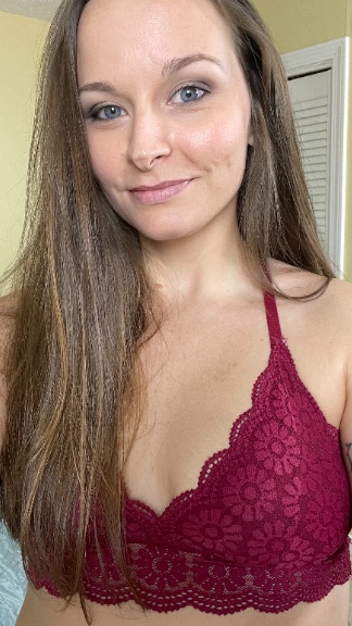 Photo HD Olivia Lowen - 1