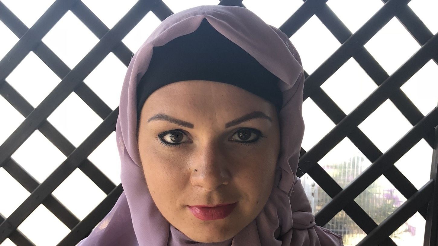 Czech muslim Mila Fox with her boyfriend