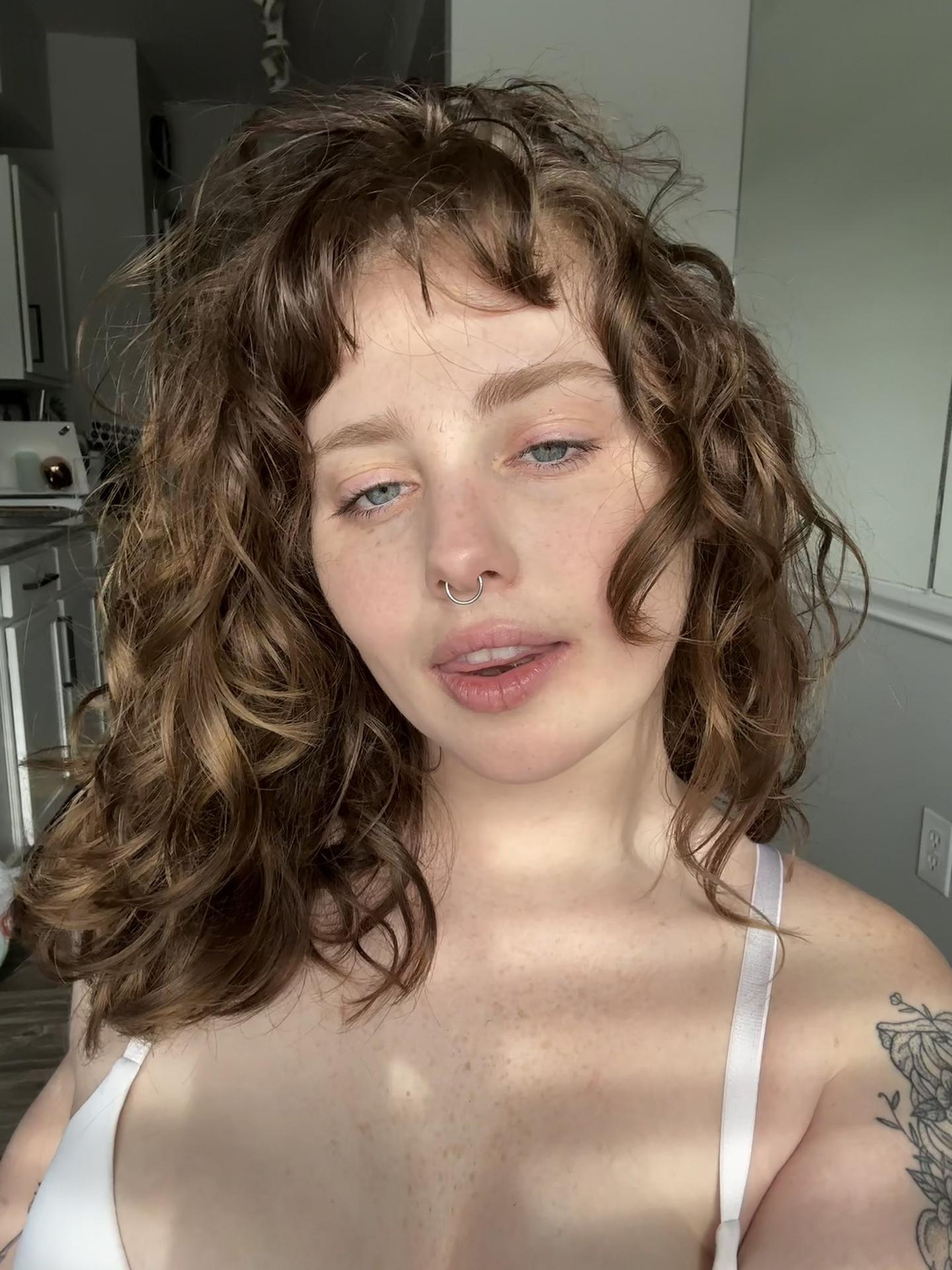 Photo HD Lucy Foxx - 2