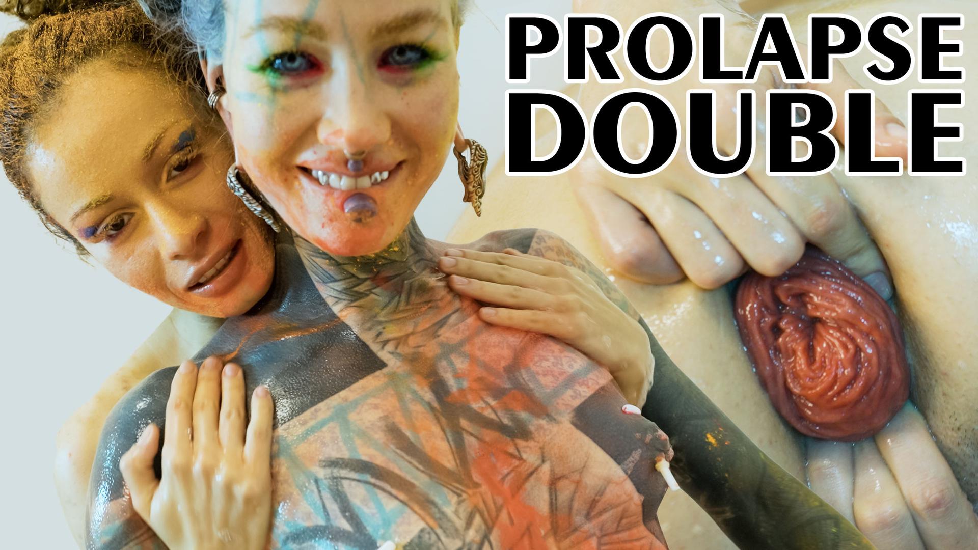 Anuskatzz and Stacy Bloom like squirting with a fist up their asses