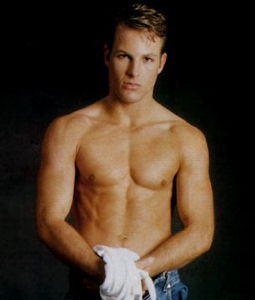 Photo HD Derek Cameron - 2