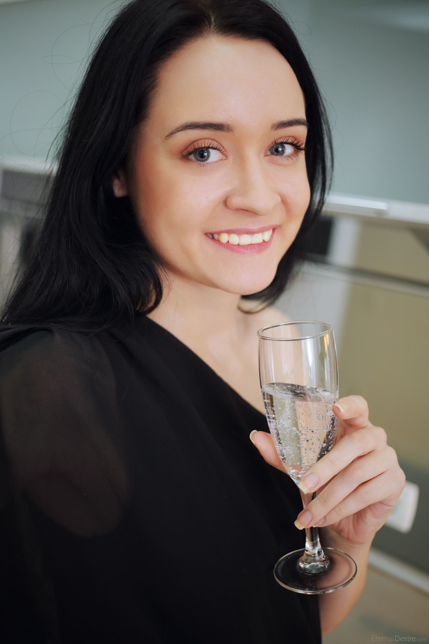 Frona A Masturbation