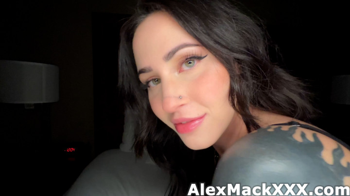 The hottest Goth teen girlfriend fucked & creampied
