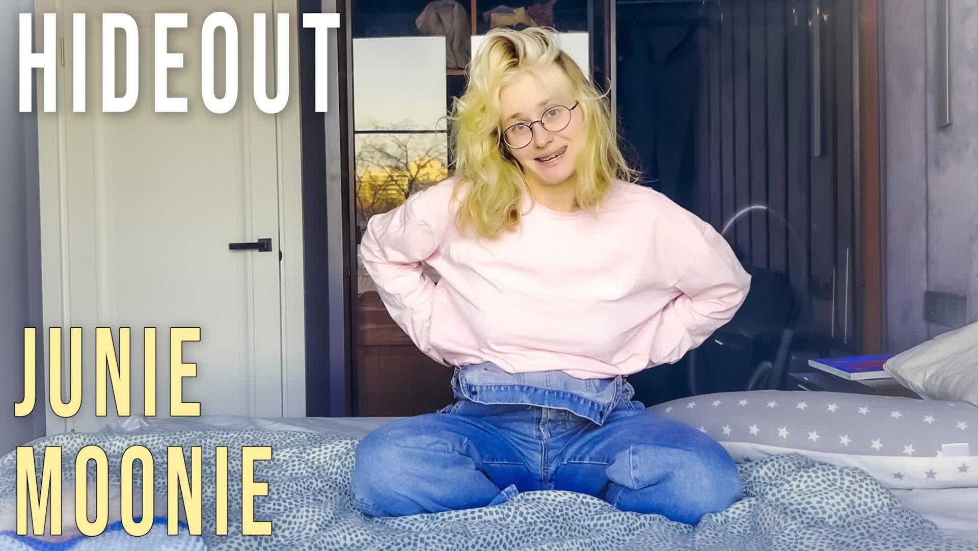 Junie Moonie - Hideout