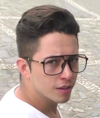 Logan Salamanca Fessée