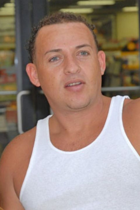 Sergio Escoto Fessée