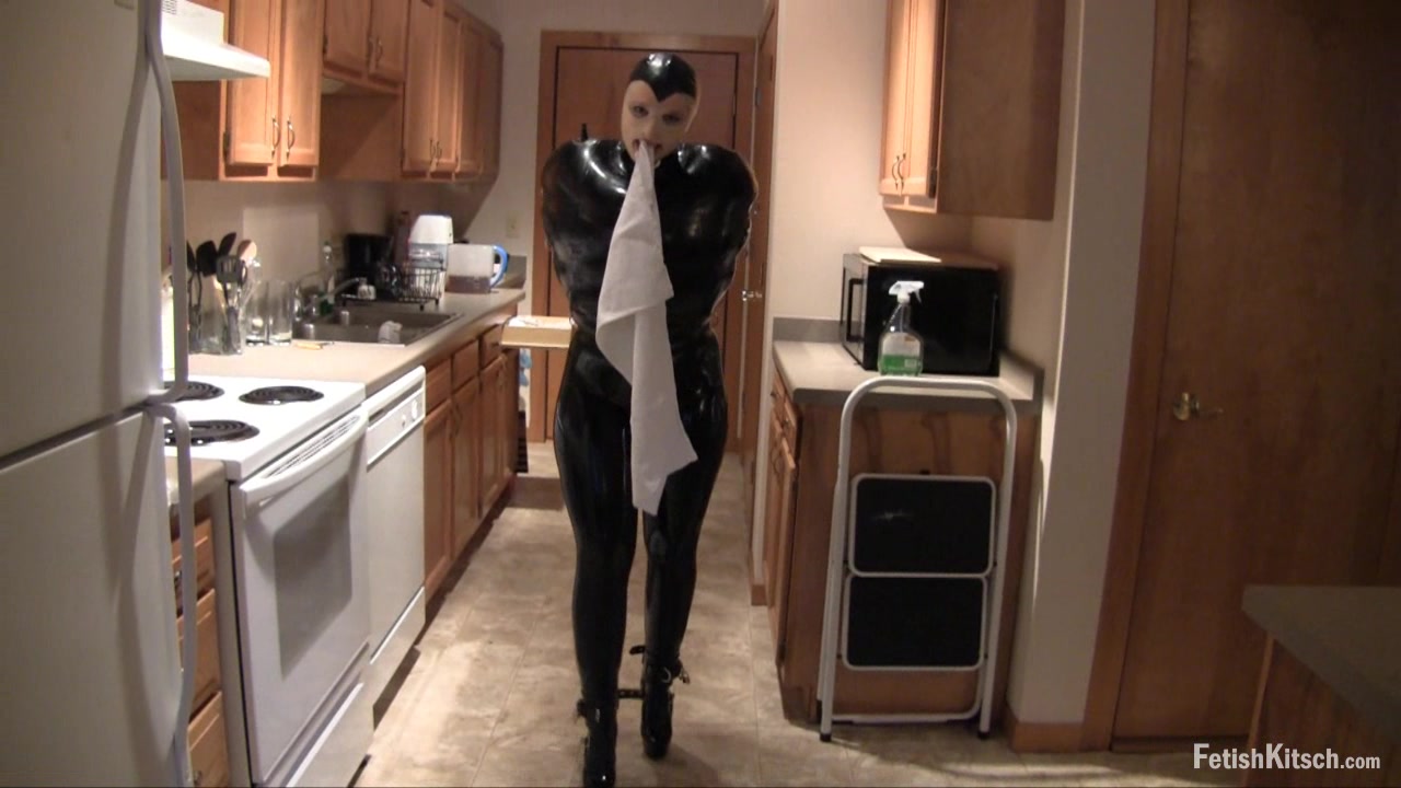 Rubber Doll's Long Night