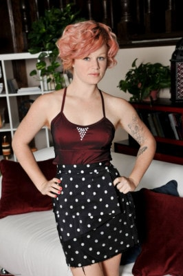 Mona Jones Masturbation