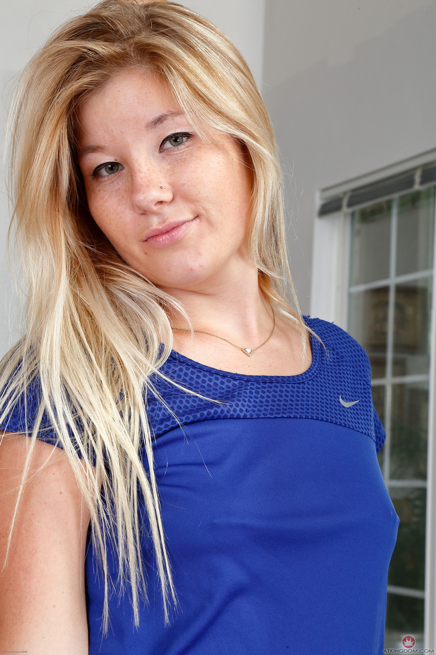 Photo HD Vienna Rose - 5