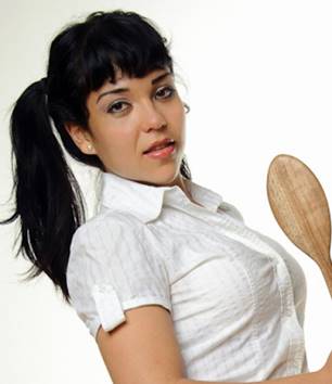 Lilia Spinoza Fessée