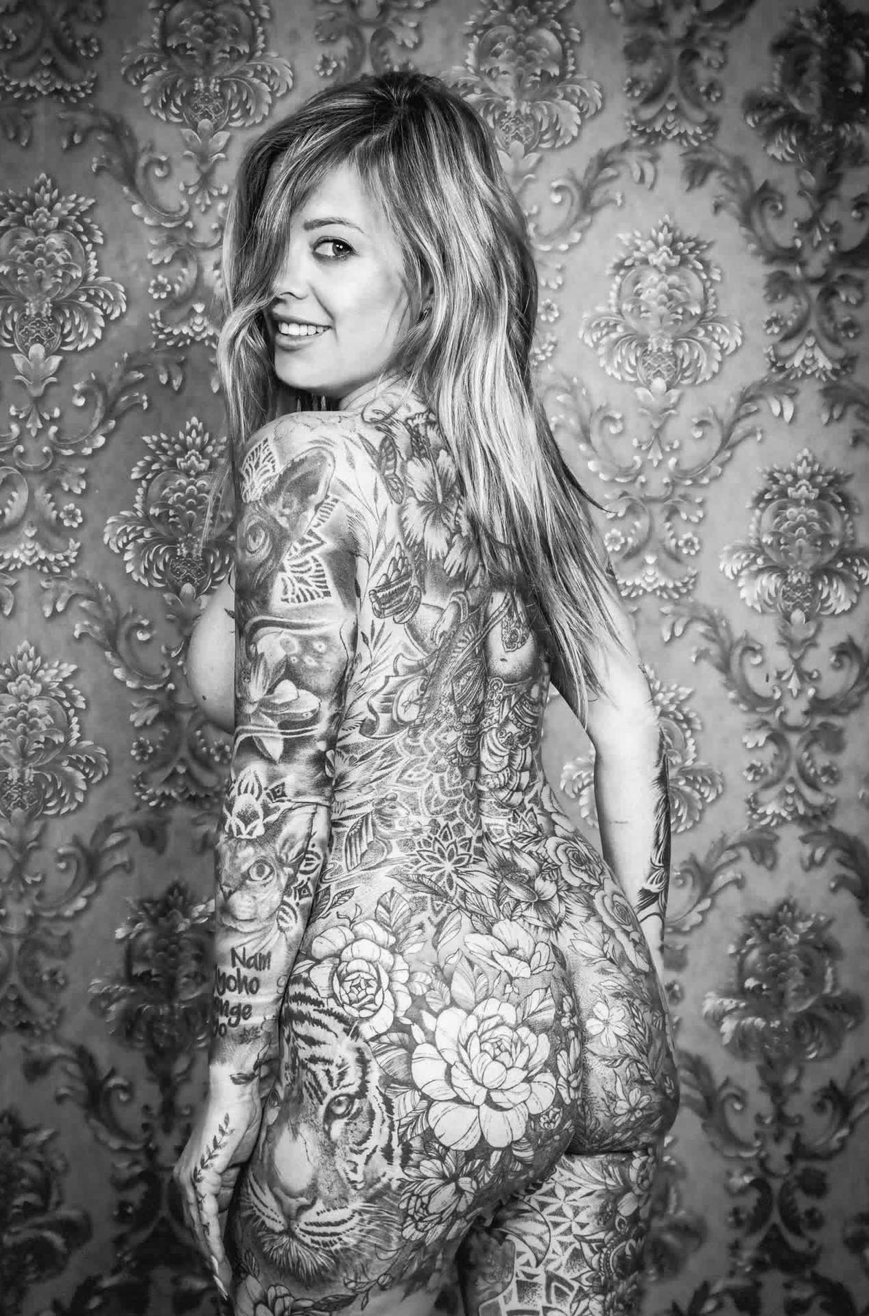 Photo HD Lady Blondie - 2