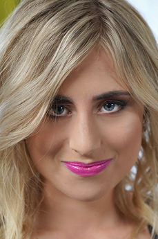 Photo HD Lindsey Cruz - 6