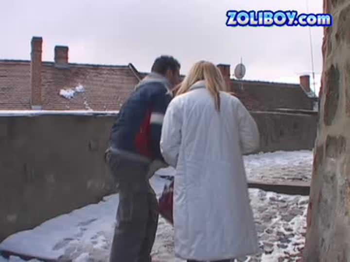 Monstre pee session!! part I.