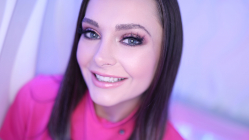 Swallow Salon Presents Aften Opal Sucking Cock and Swallowing a Mouthful