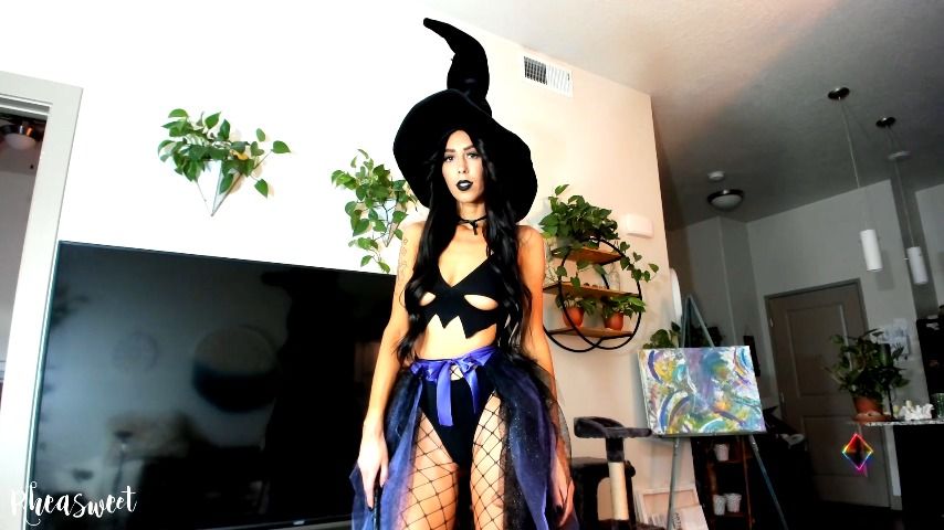 Witchy Mommy
