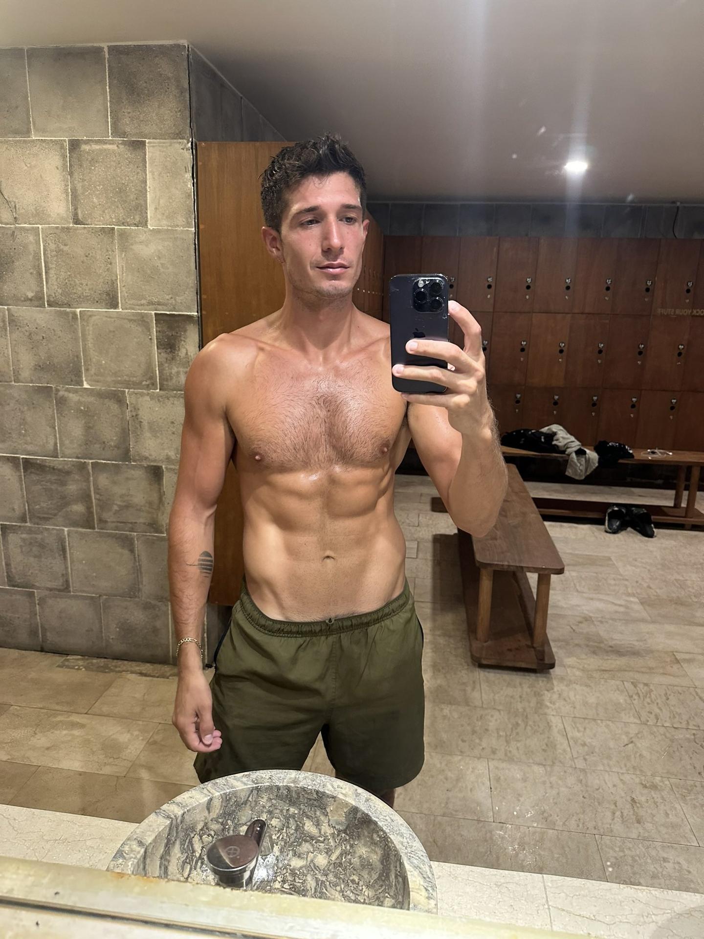 Photo HD Dane Renner - 1