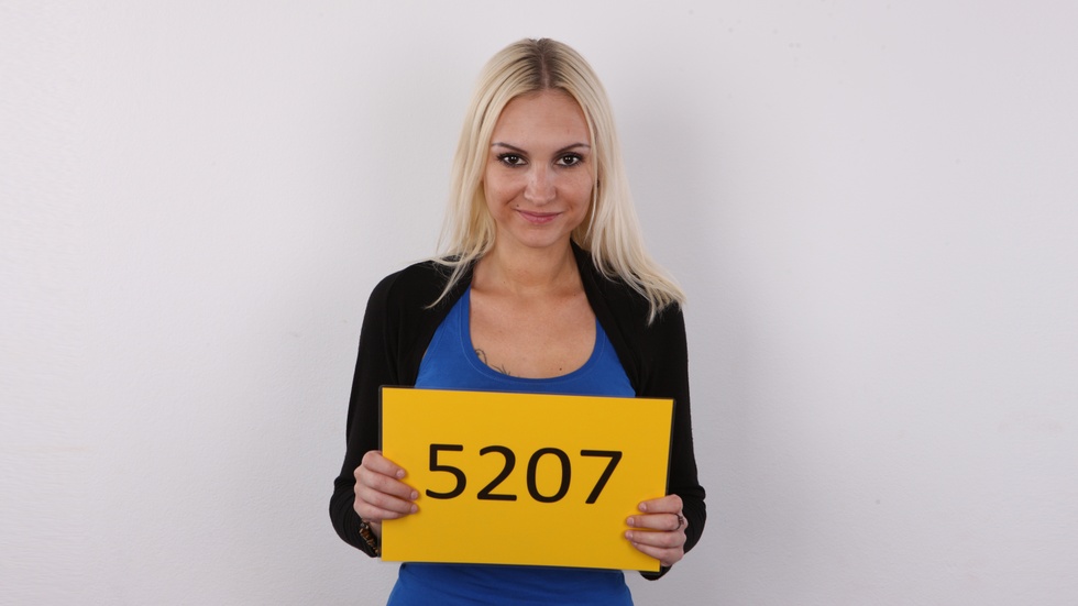 Lucie (5207)