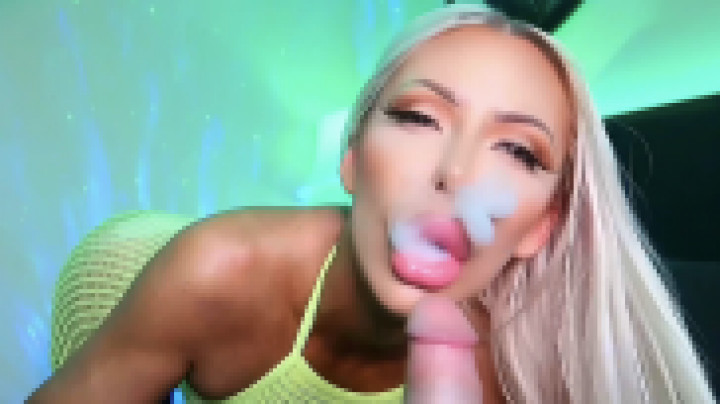 Smoking blunts & sucking cock