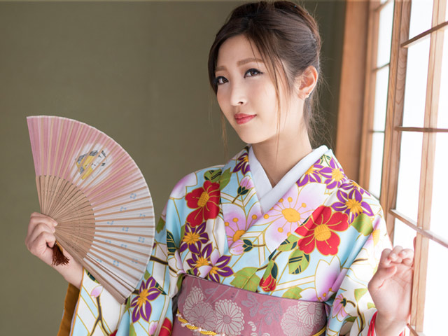 The high-end call girl who can make guys orgasm instantly!