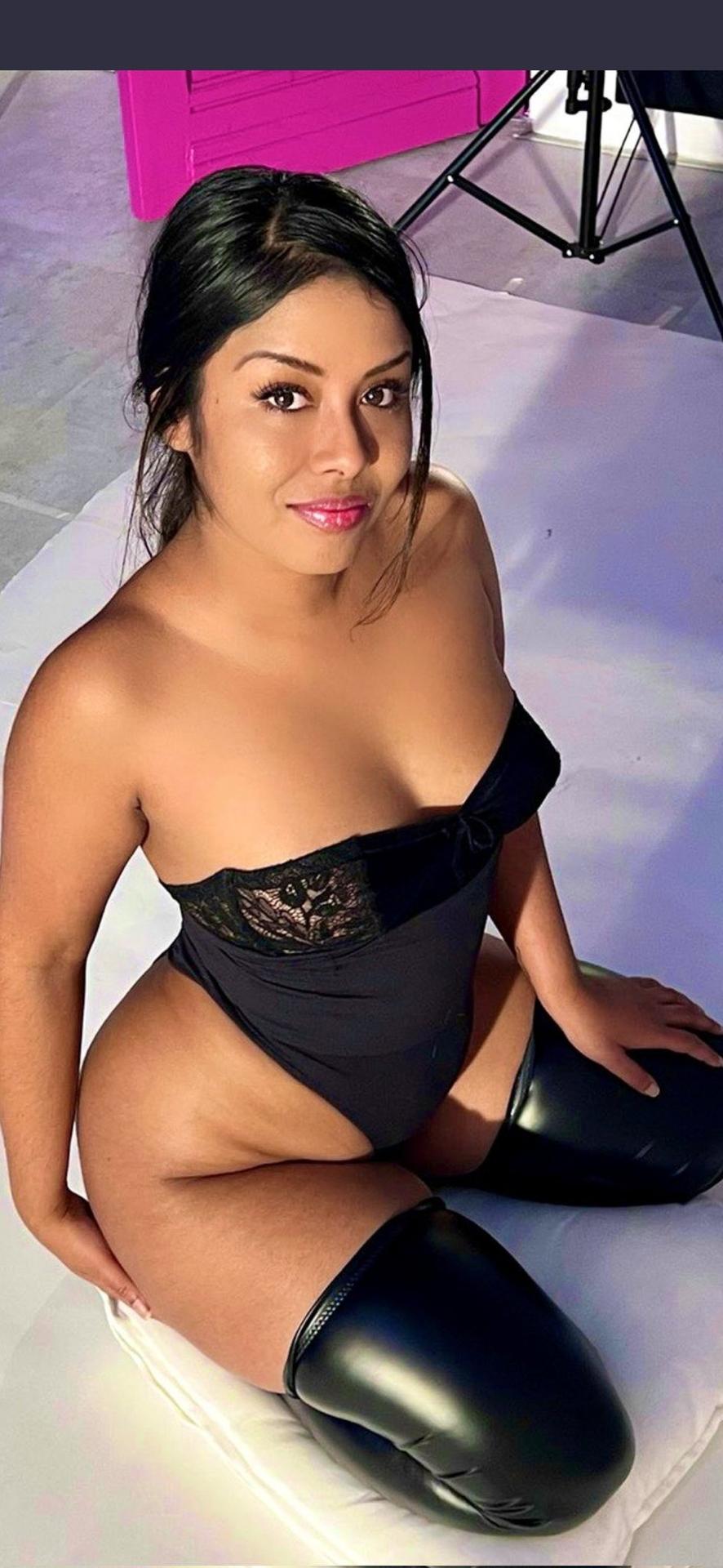 Kimberley Blaze Interracial