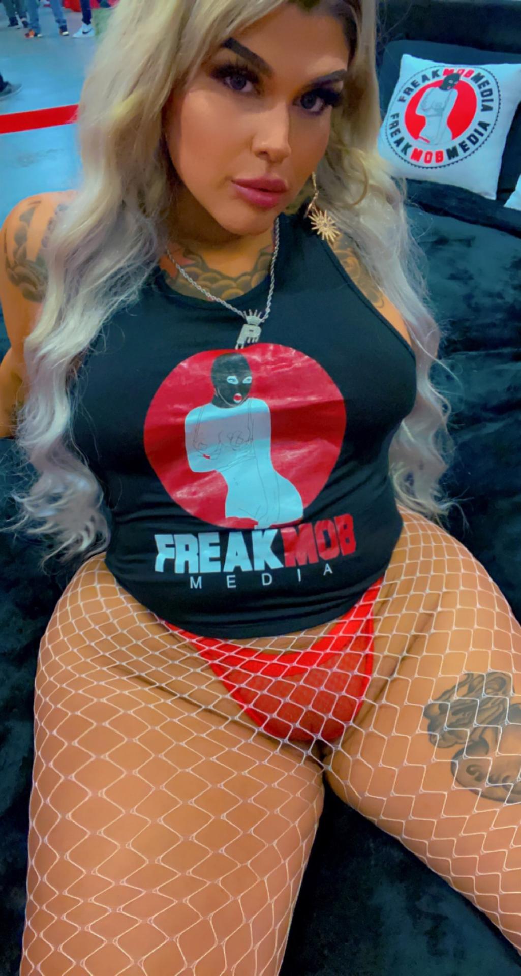 Photo HD Phoenix Starr - 1