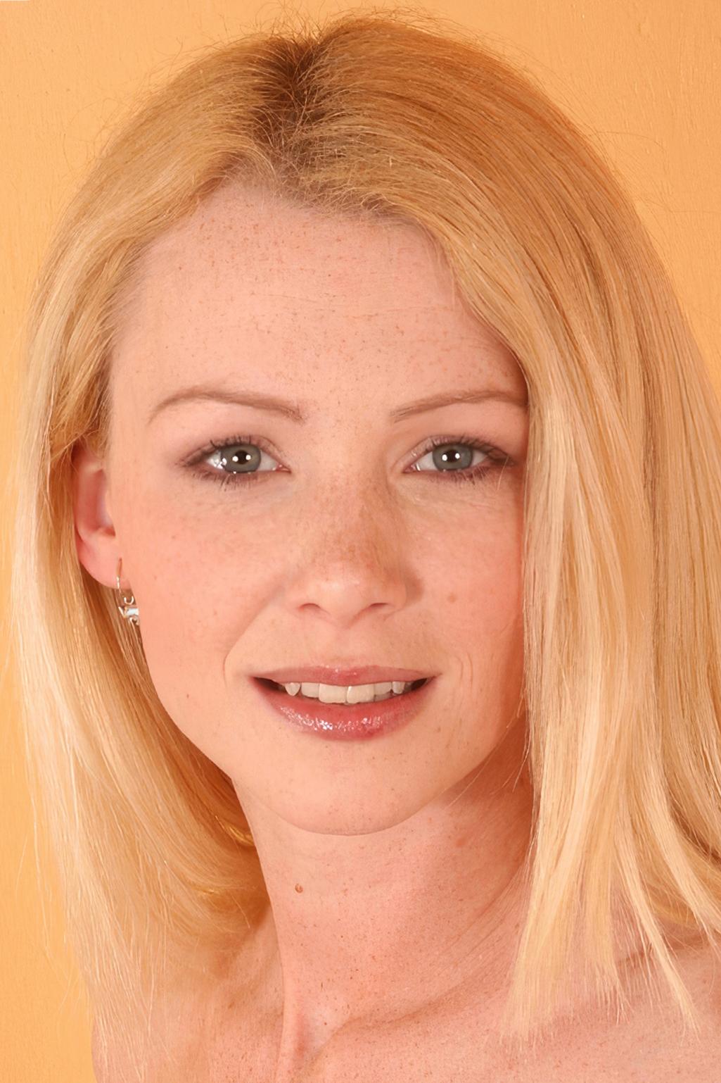 Camilla Krabbe Facial