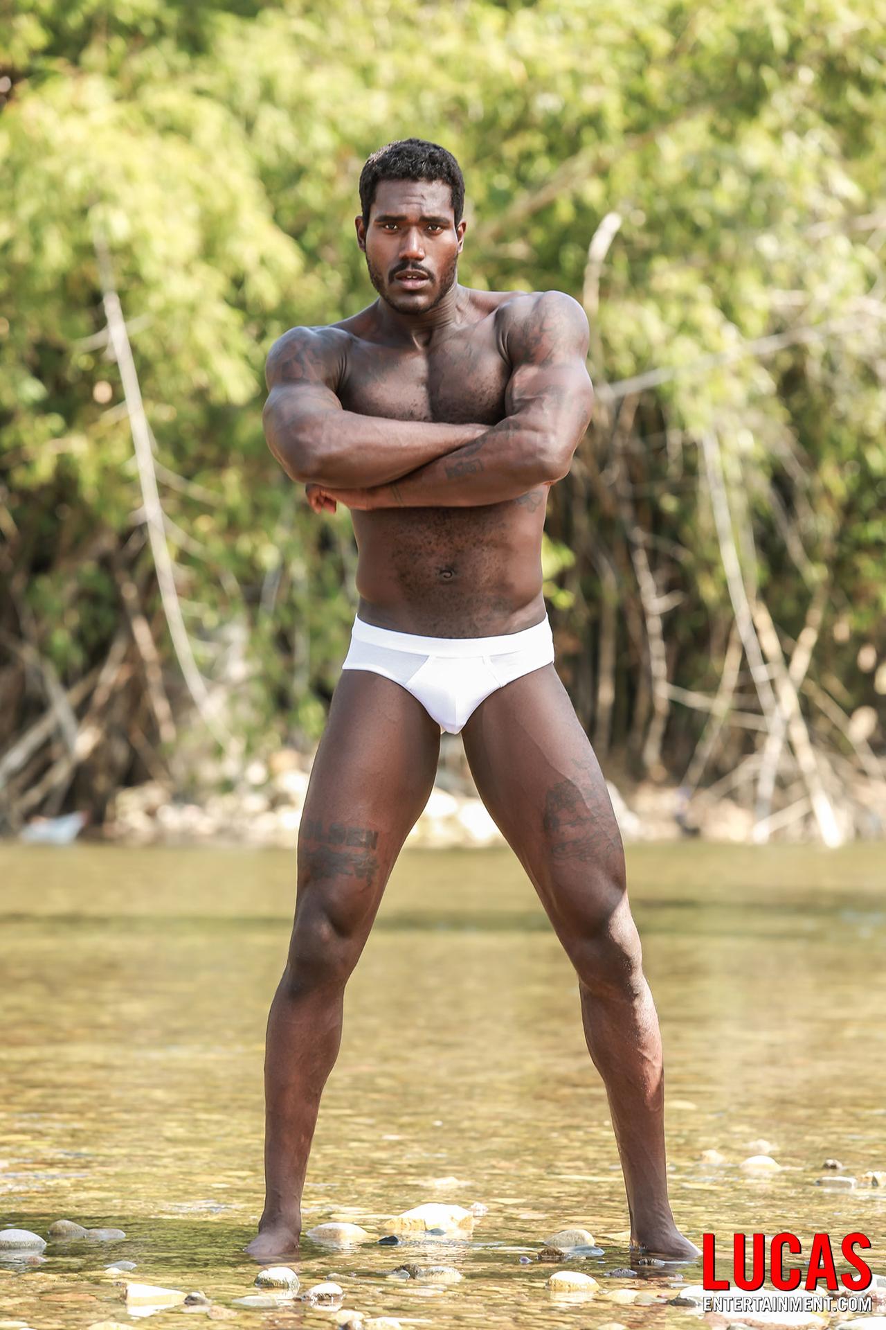 Photo HD Shy Montana - 2