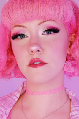 Photo HD Evie Rees - 2